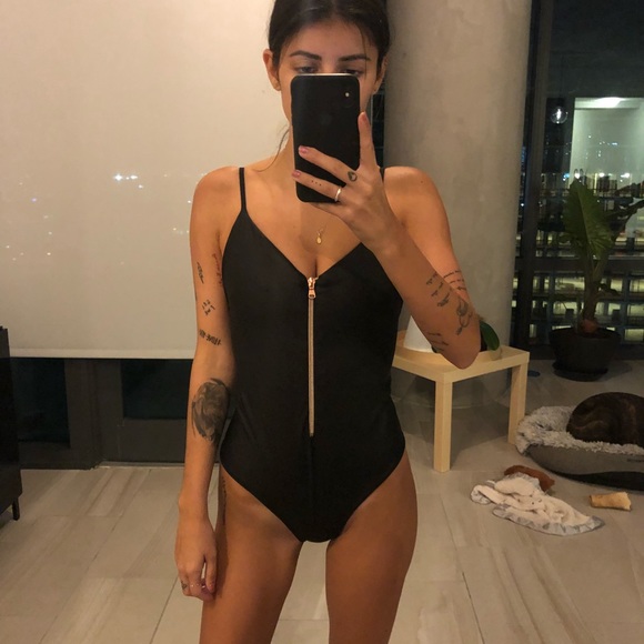 Dbrie black zipper faux leather one piece - Picture 2 of 3